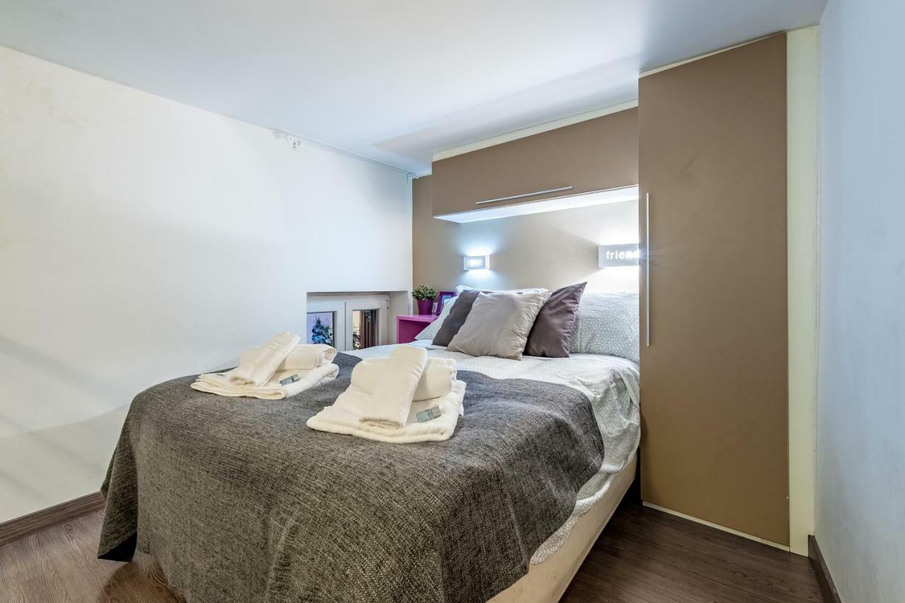 Irex Trevi Fountain Private Apartment Рим Экстерьер фото